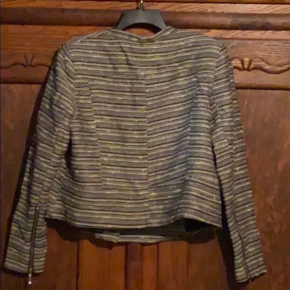 Women’s Jacket - Picture 5 of 5